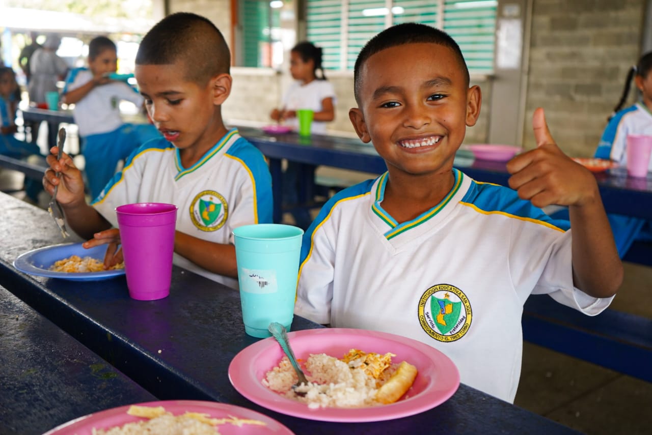 Con una inversión de más de $35.000 millones, Gobierno del Cambio fortalece el PAE en el Urabá antioqueño