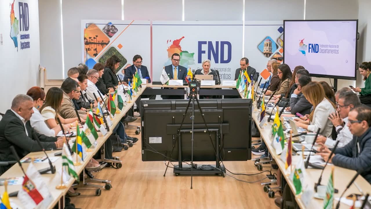 Mineducación socializa con las regiones el mecanismo Obras por Impuestos para la Reconstrucción de sedes educativas