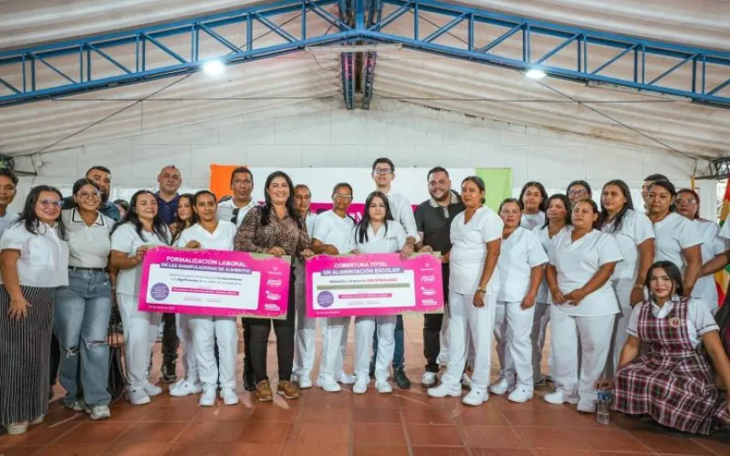 Gobierno nacional garantiza cobertura total del PAE en Malambo y anuncia contrato digno para manipuladoras de alimentos