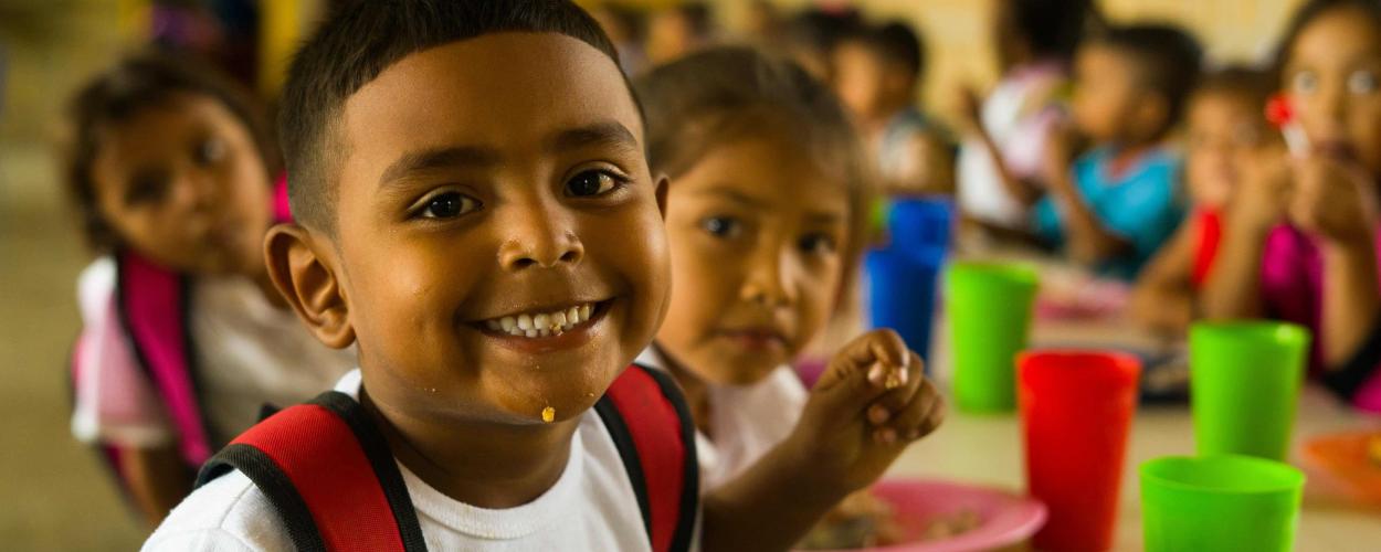 Gobierno del Cambio lidera revolución alimentaria en las escuelas: PAE pasó de $1,93 a $2,47 billones