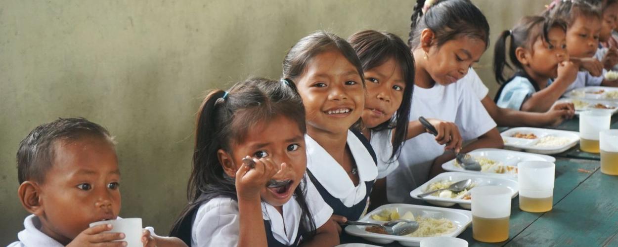 Así se sirve el cambio: el Gobierno gira $350 mil millones para garantizar la alimentación escolar en julio