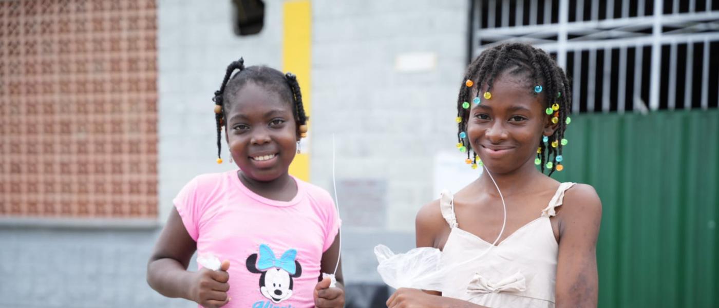 Gobierno del Cambio entrega canastas alimentarias a más de 21.600 estudiantes de Antioquia durante el receso escolar