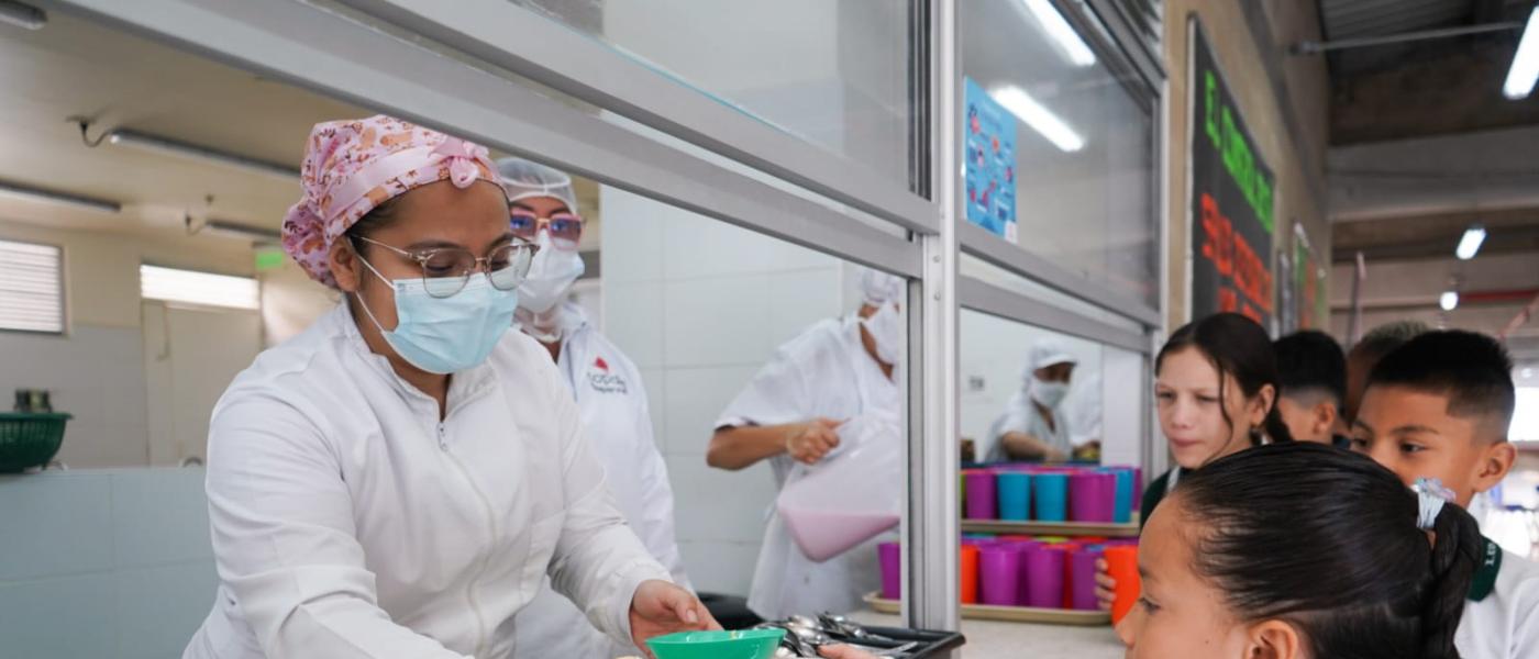 Gobierno del Cambio aumentó en 133 % los recursos del PAE y llevará el programa a 63.000 estudiantes en Caldas